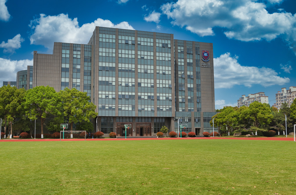 学校简介配图